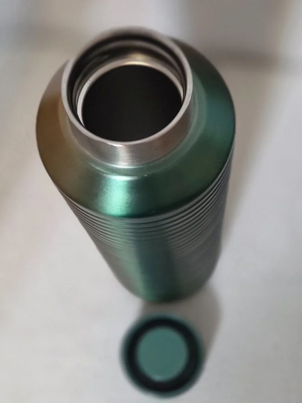Starbucks 20oz Vacuum Insulated Water Bottle Copper and Green Stainless Steel
